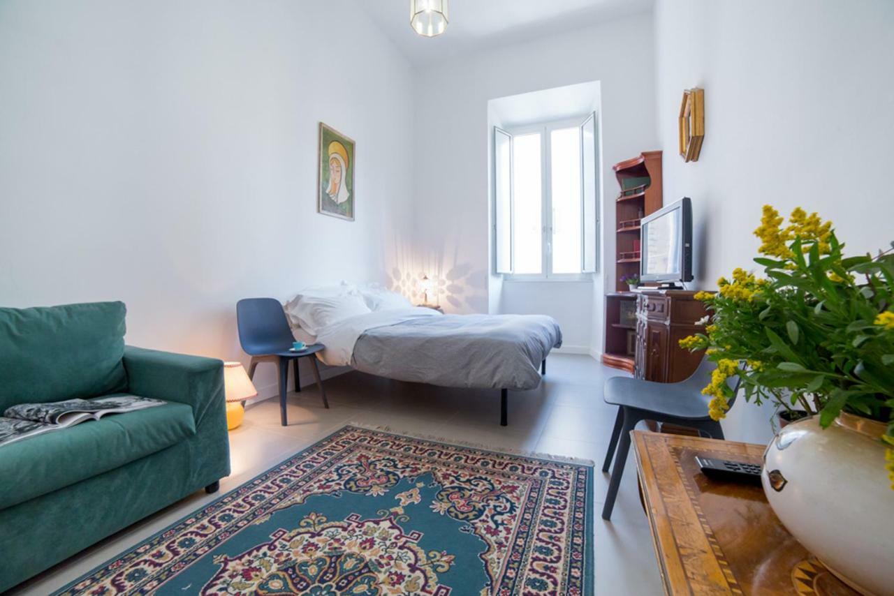Apartamento Domus Aurea 295 *